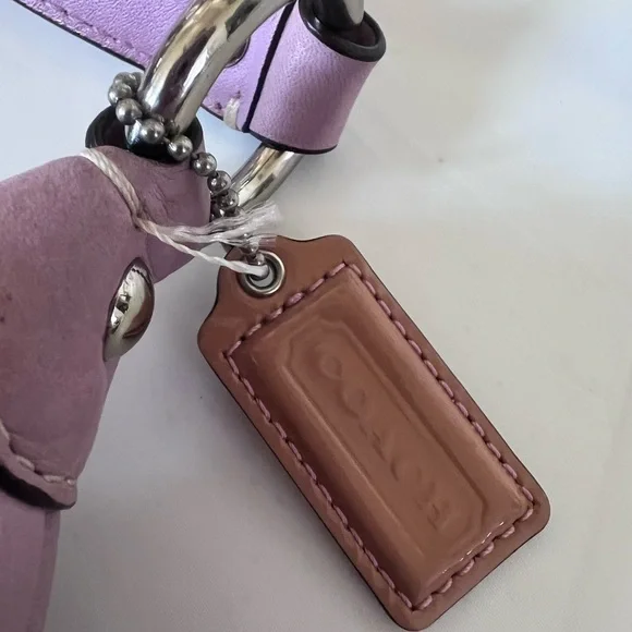 Coach Lilac Penelope Hobo Bag with Elegant Crescent Design - Picture 4 of 10